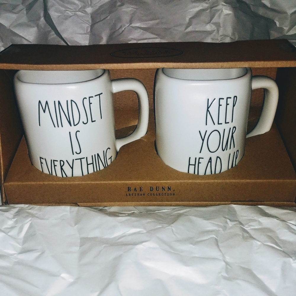 Rae Dunn Artisan collection mug set